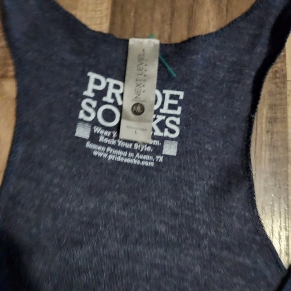 LIVIN the Dream Dark Gray Graphic Tank Top  size Medium. RAINBOW Pride - Picture 3 of 3